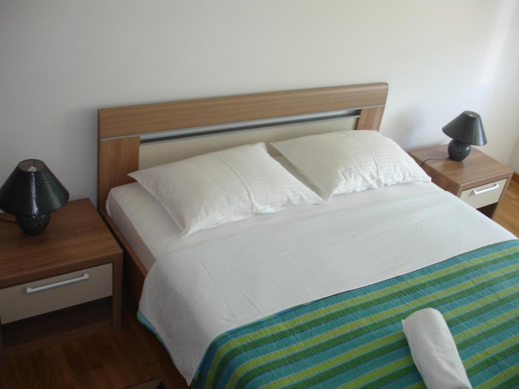 Apartment Dakic تْشيرسيك نوفي الغرفة الصورة