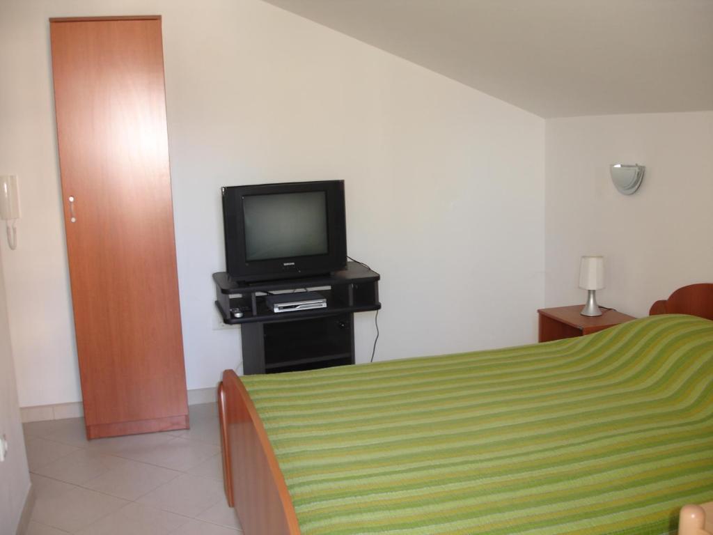Apartment Dakic تْشيرسيك نوفي الغرفة الصورة