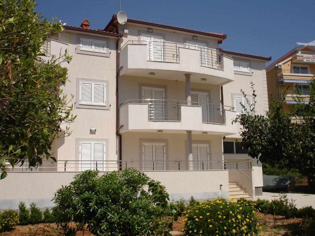 Apartment Dakic تْشيرسيك نوفي المظهر الخارجي الصورة