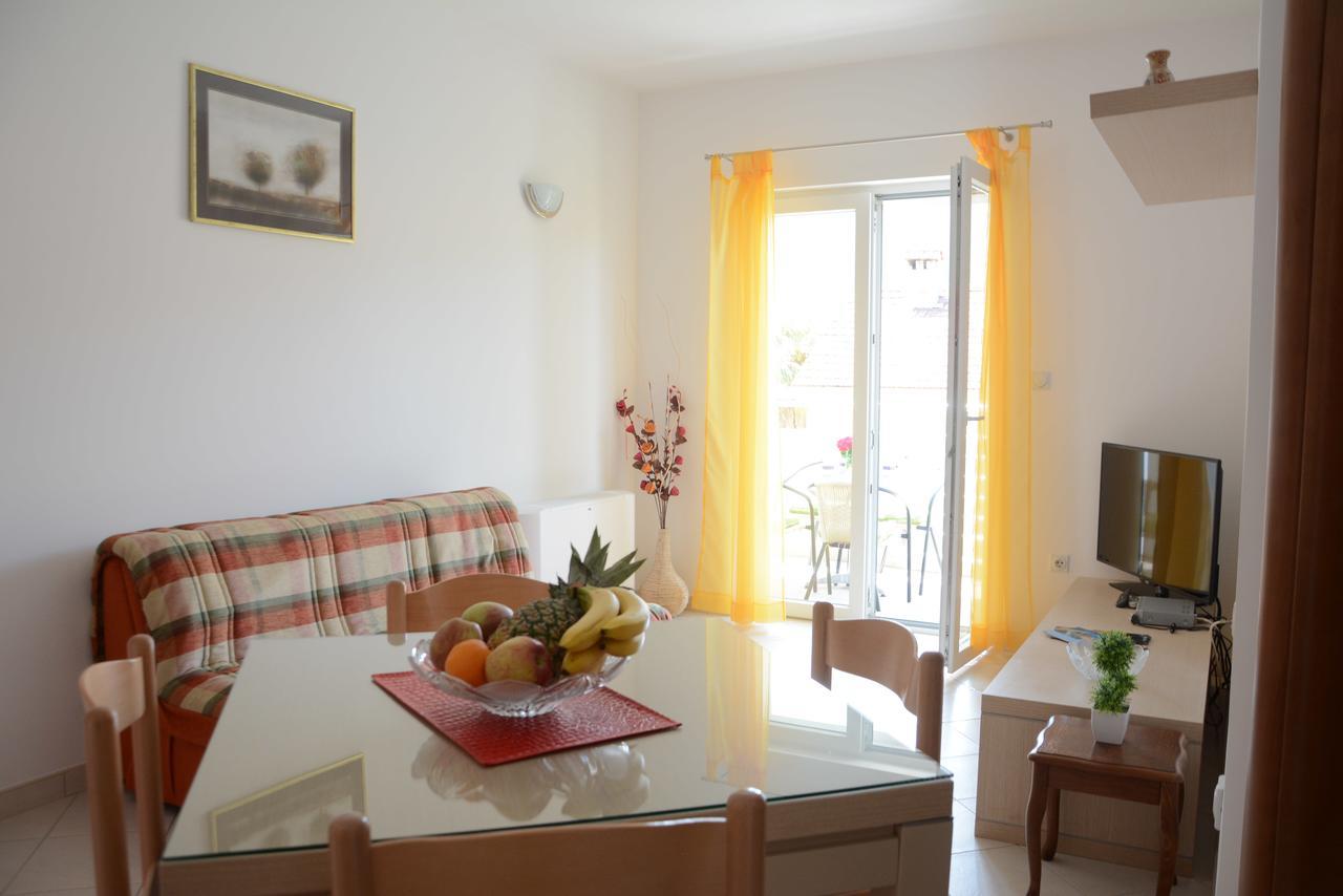 Apartment Dakic تْشيرسيك نوفي المظهر الخارجي الصورة
